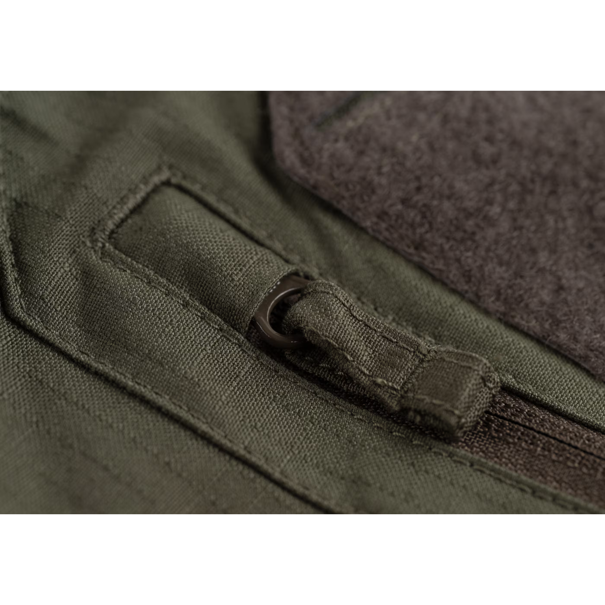 #couleur_stonegrey olive