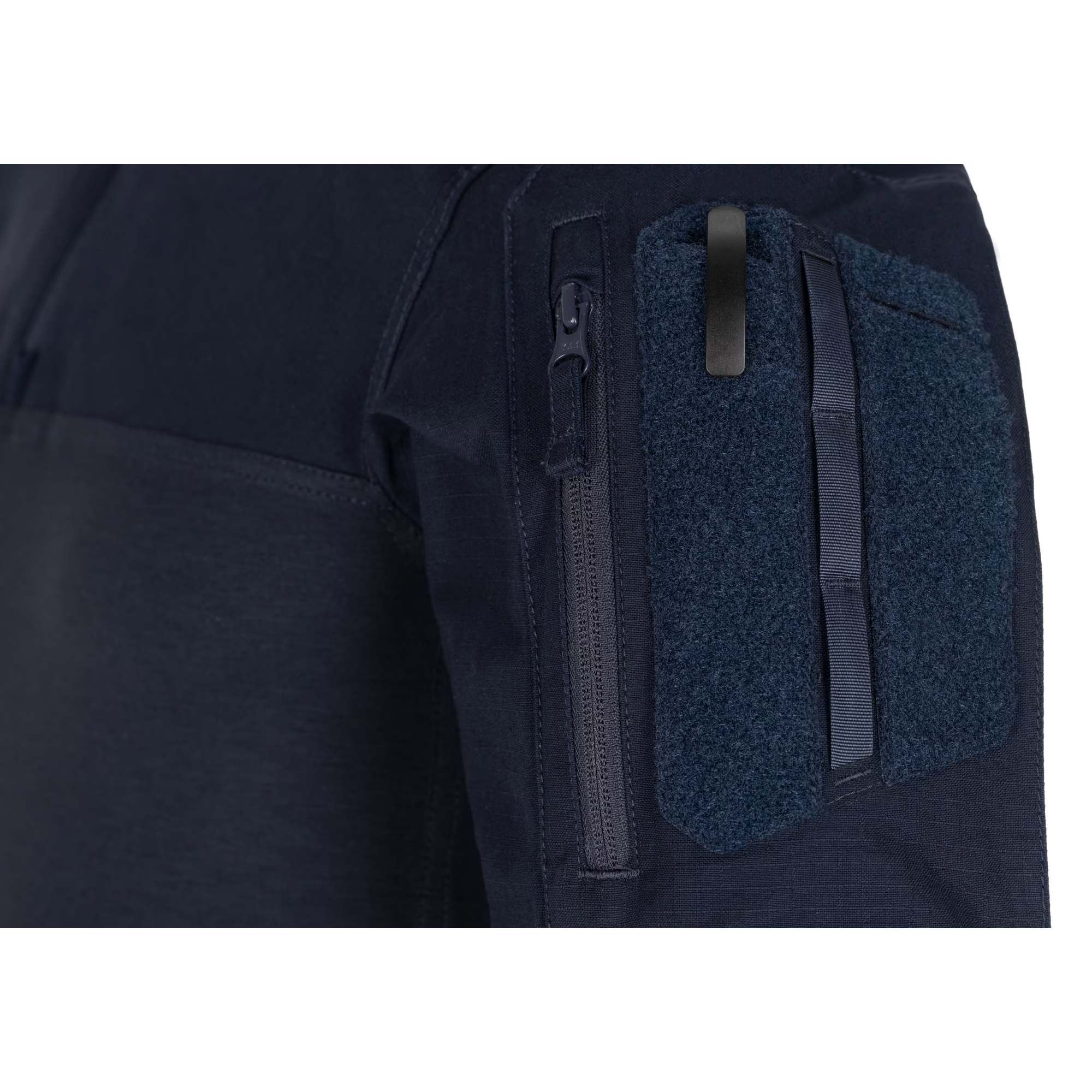 #couleur_navy